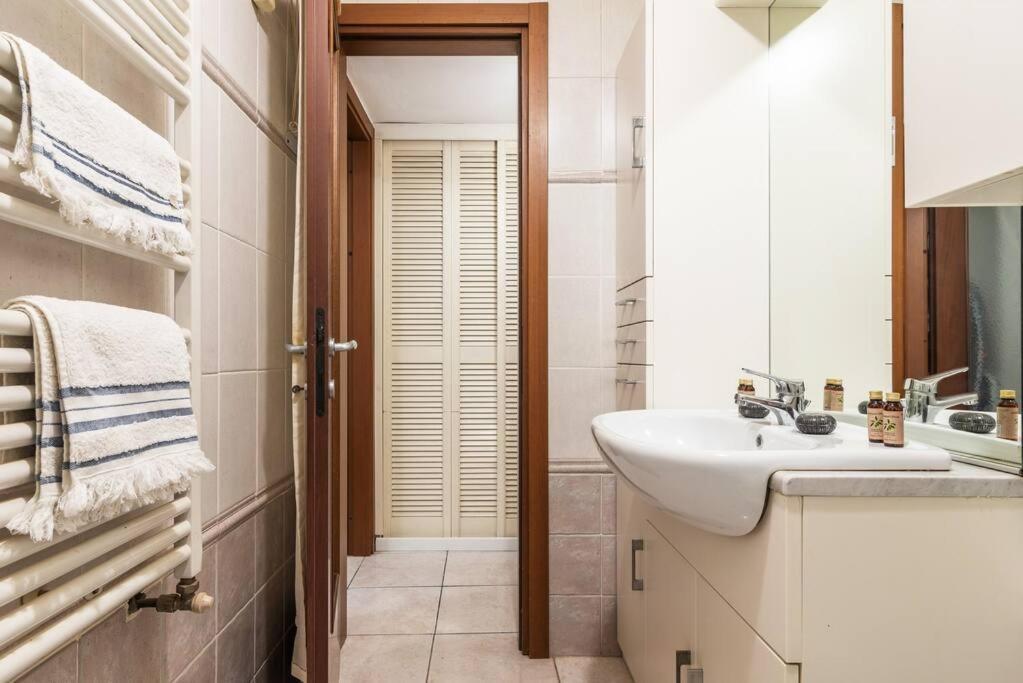 Anna E Tino Flexyrent Apartment Milan Exterior photo