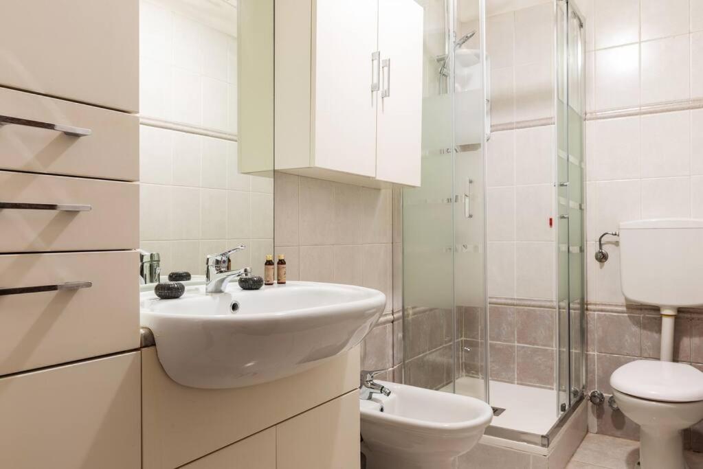 Anna E Tino Flexyrent Apartment Milan Exterior photo